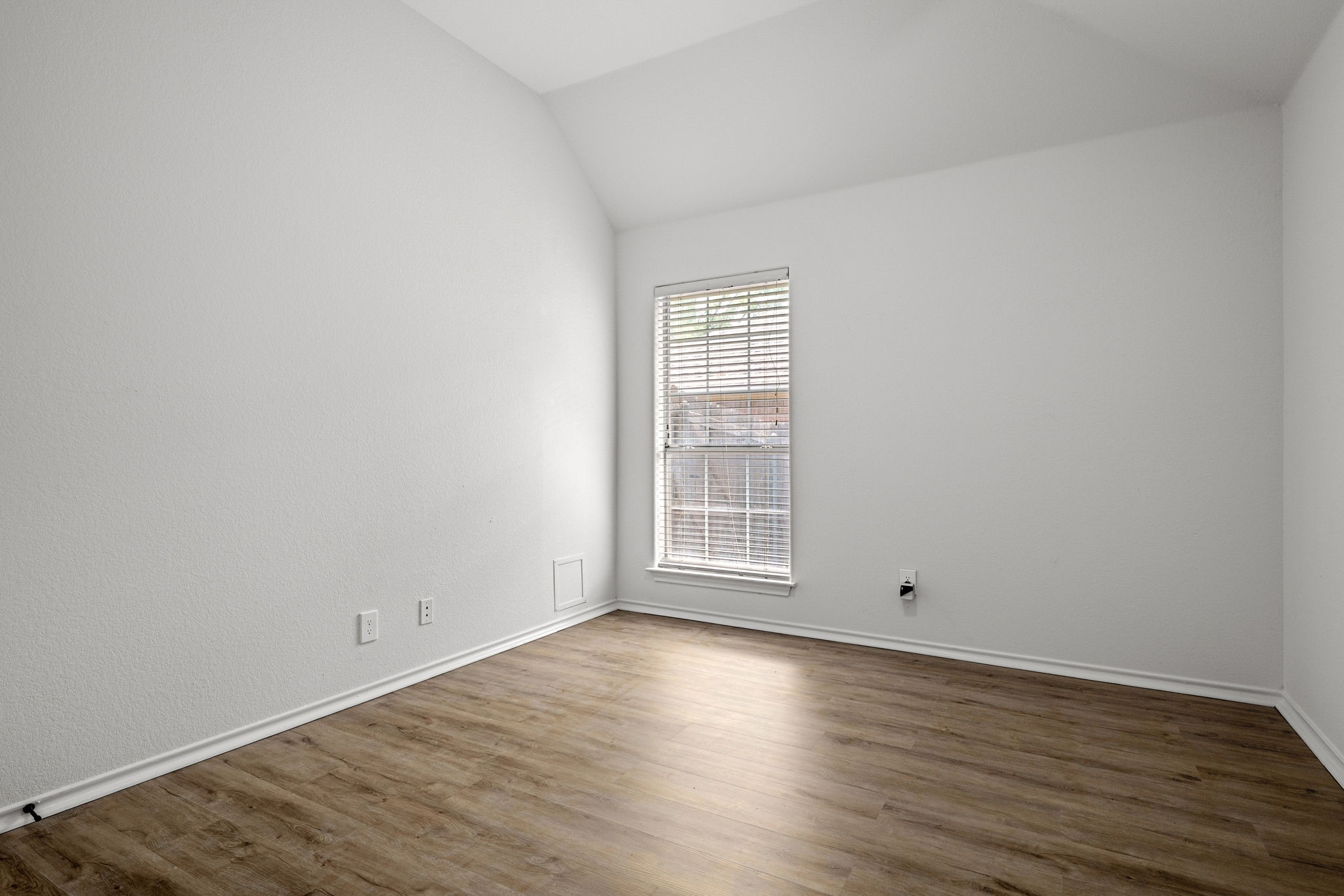 9041 San Joaquin Trail Fort Worth TX 76118