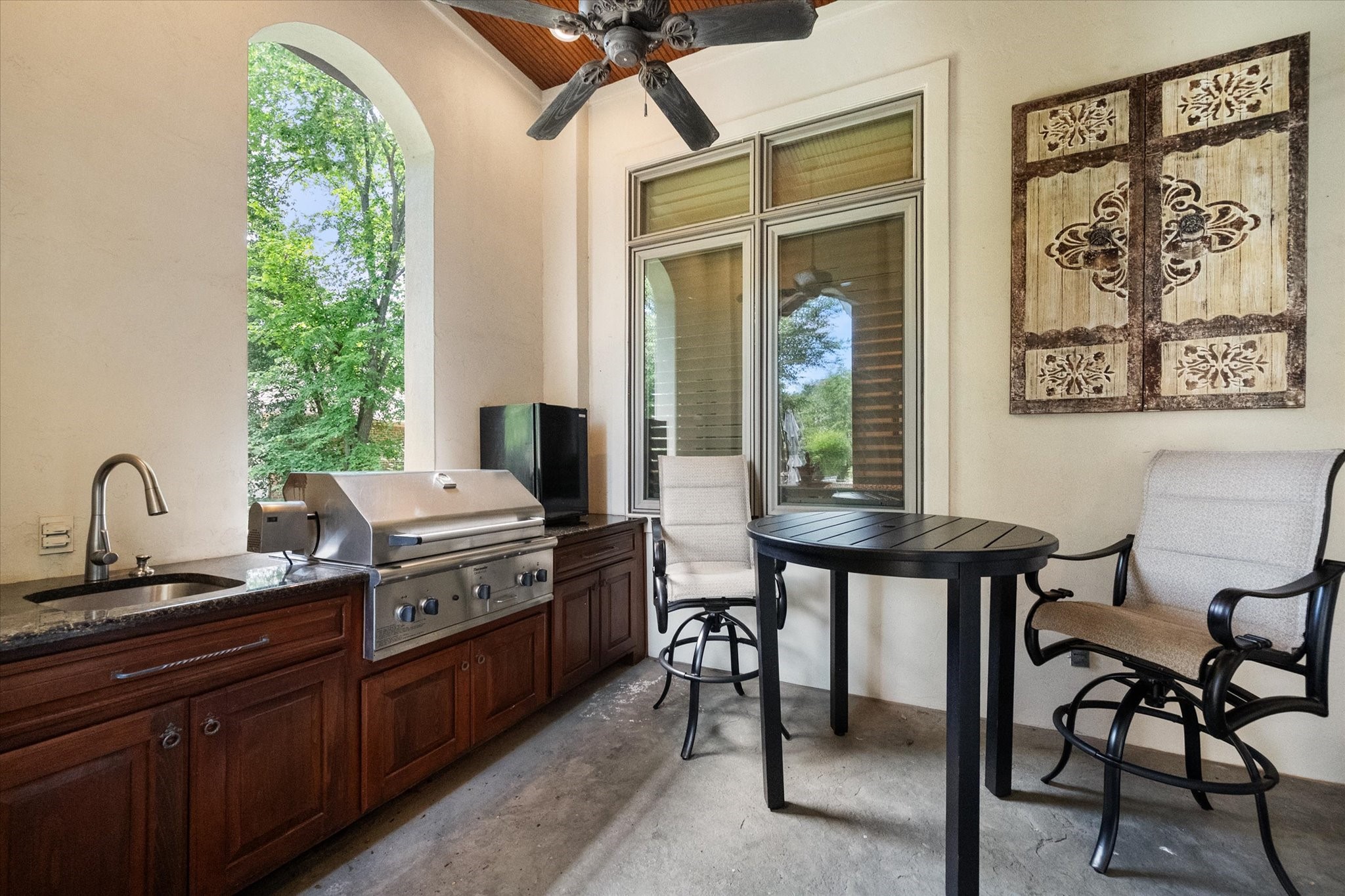 2804 Katherine Court Dalworthington Gardens TX 76016
