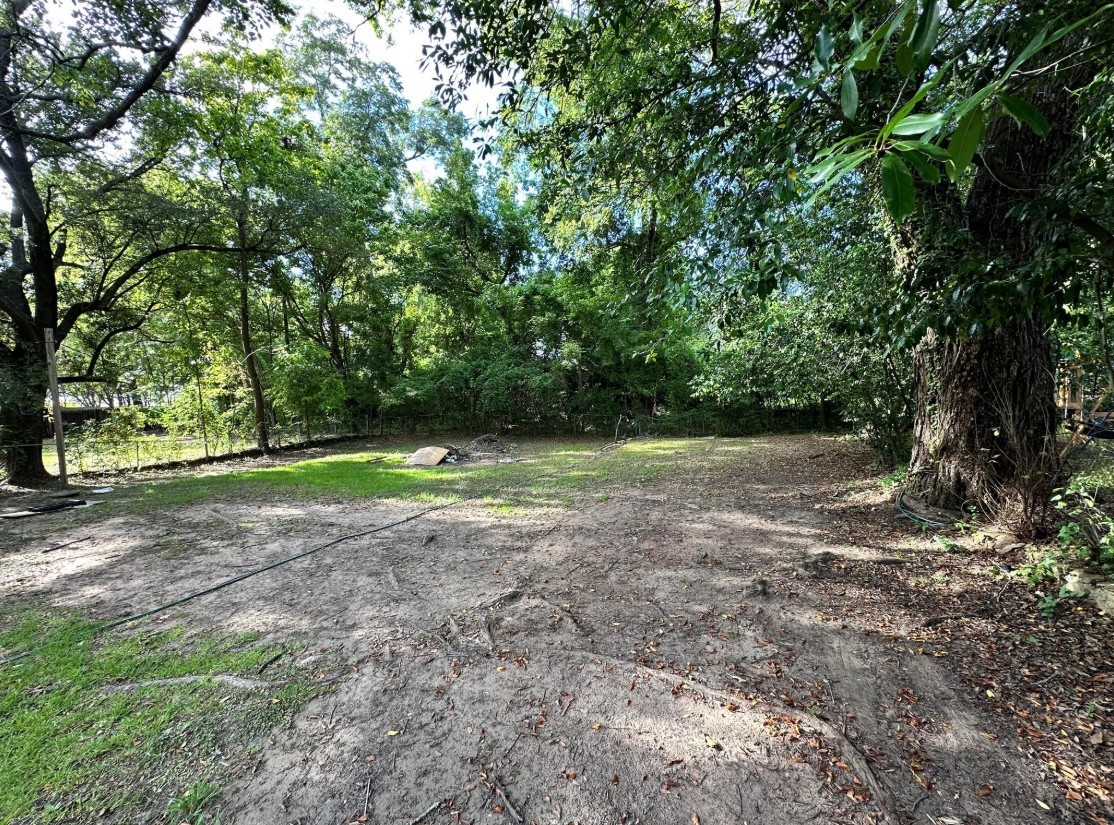 305 E Bradford Street Troup TX 75789