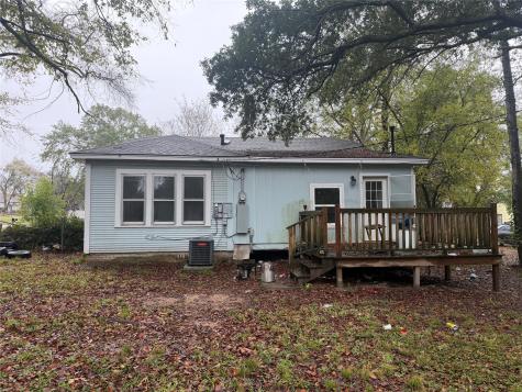 305 E Bradford Street Troup TX 75789