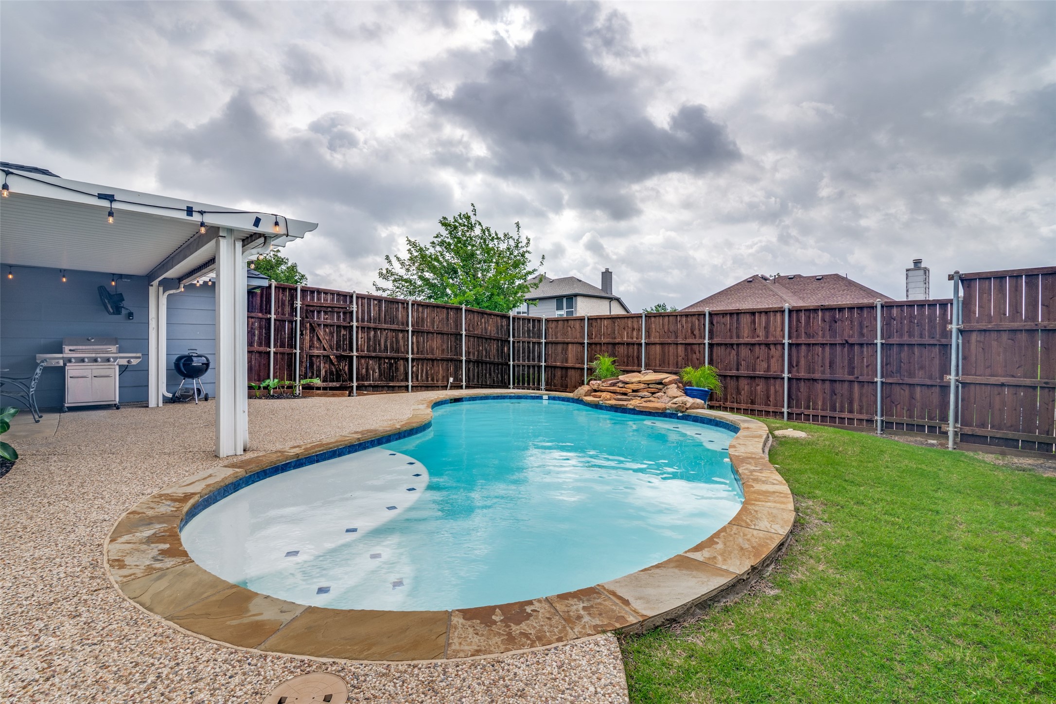 2870 Hampshire Lane Rockwall TX 75032