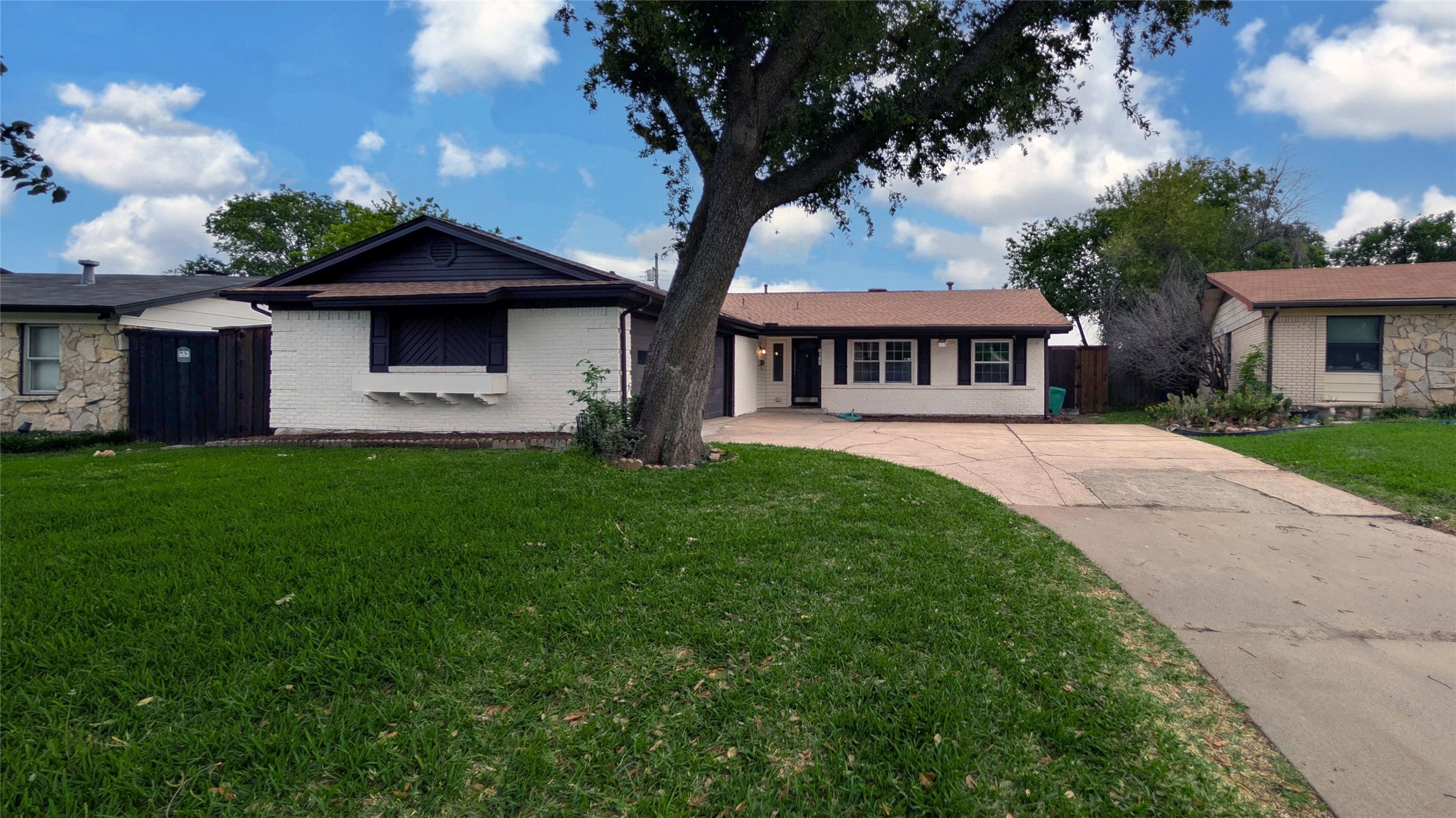 4122 Victoria Street Irving TX 75062