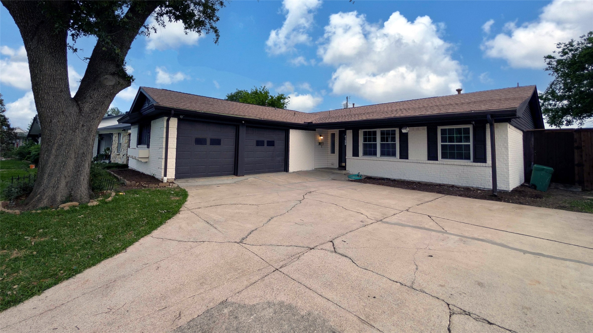 4122 Victoria Street Irving TX 75062