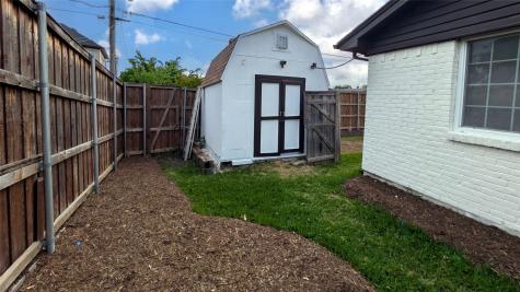 4122 Victoria Street Irving TX 75062