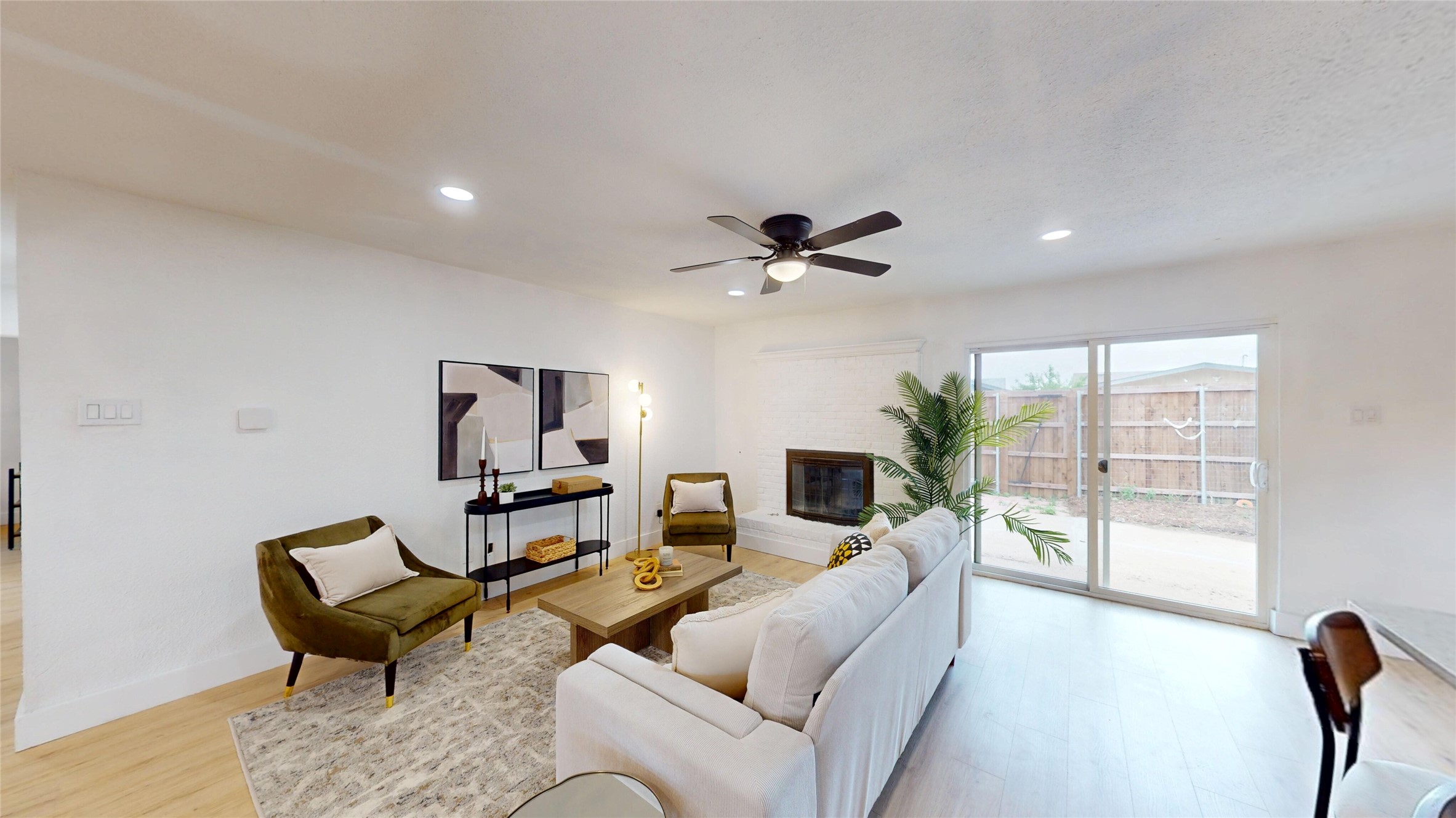 4122 Victoria Street Irving TX 75062