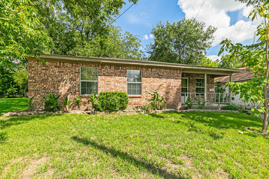 1514 Park Street Commerce TX 75428