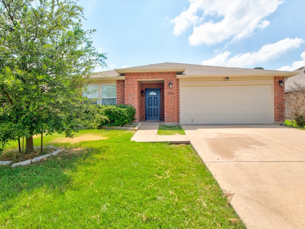 1413 Gayle Street Burleson TX 76028