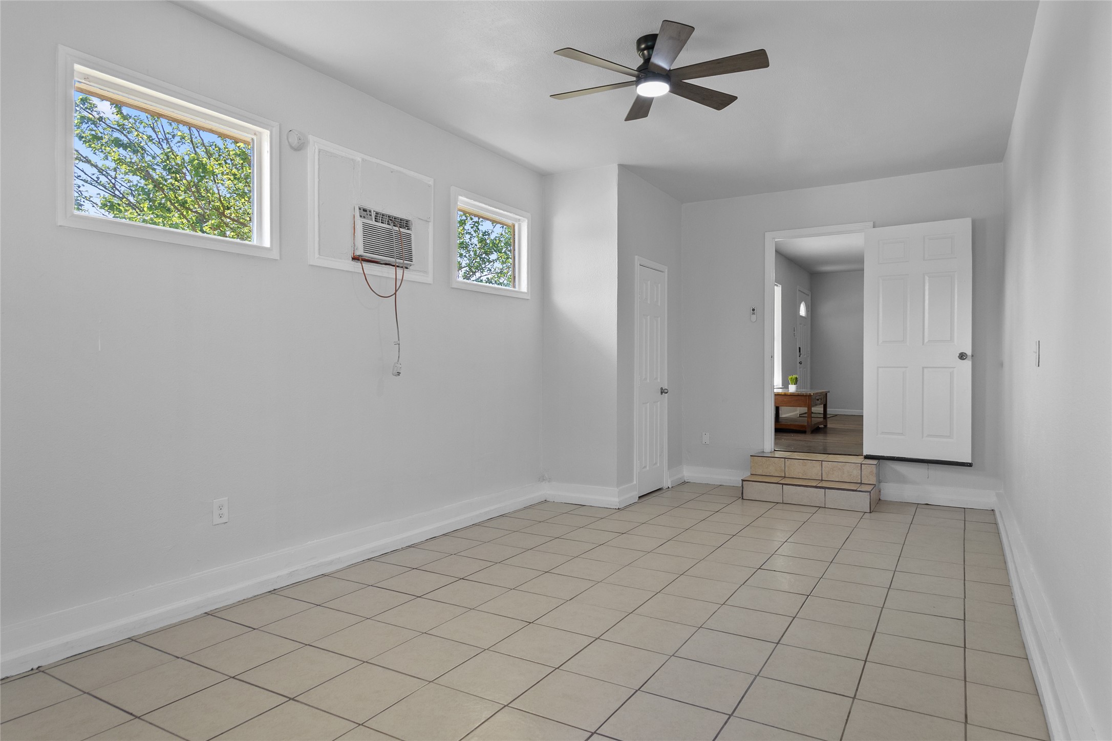 3000 Pate Drive Fort Worth TX 76105