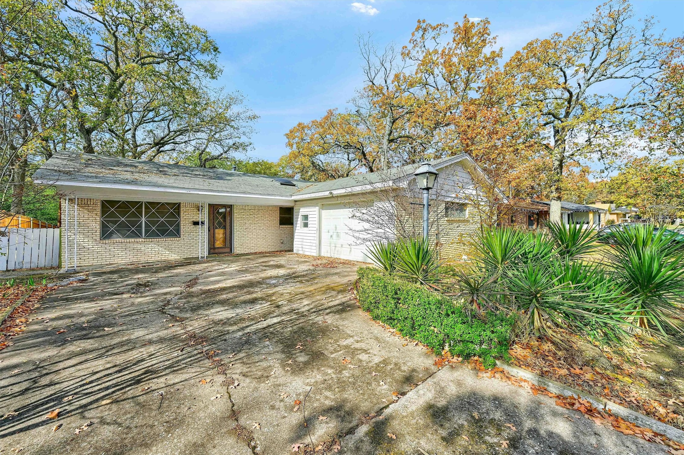 13 Circle Drive Denison TX 75021