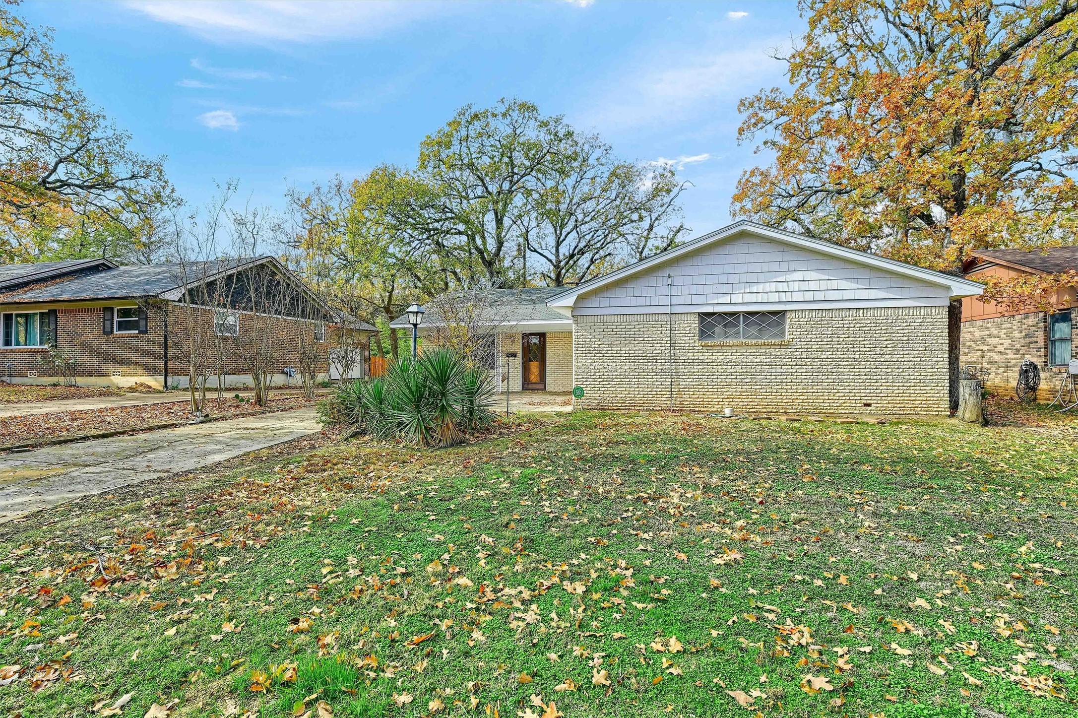 13 Circle Drive Denison TX 75021