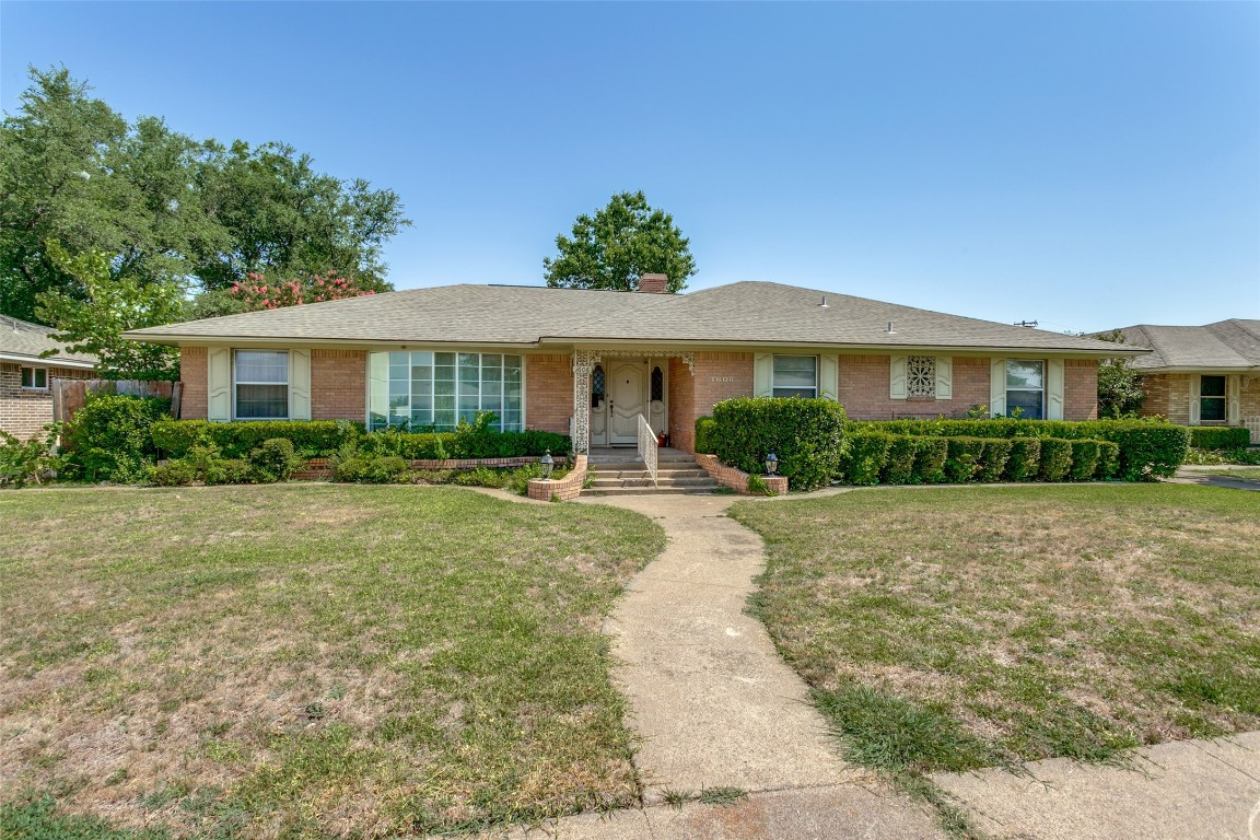 1606 Robin Lane Garland TX 75042