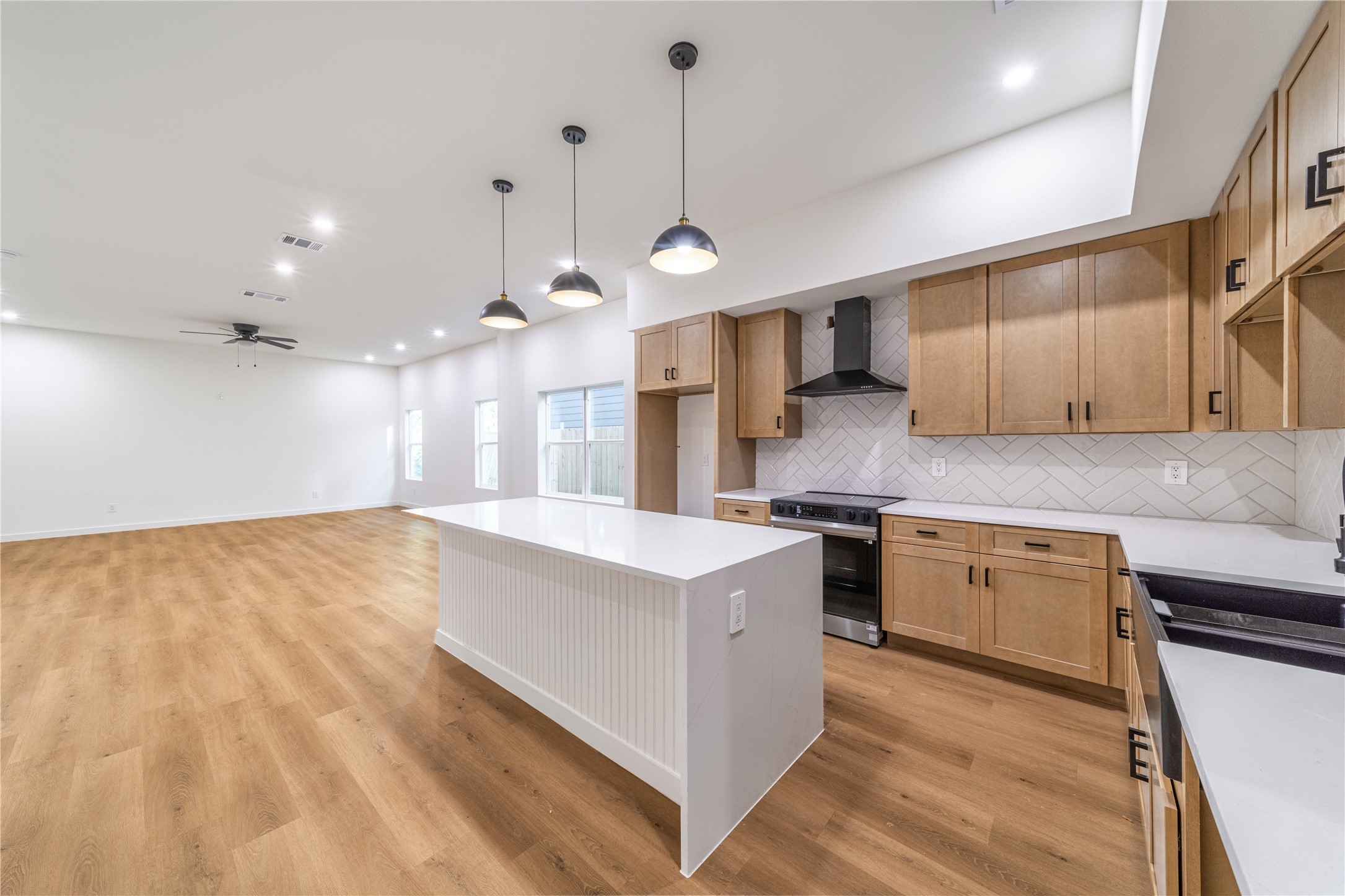 816 Lambert Street Dallas TX 75203