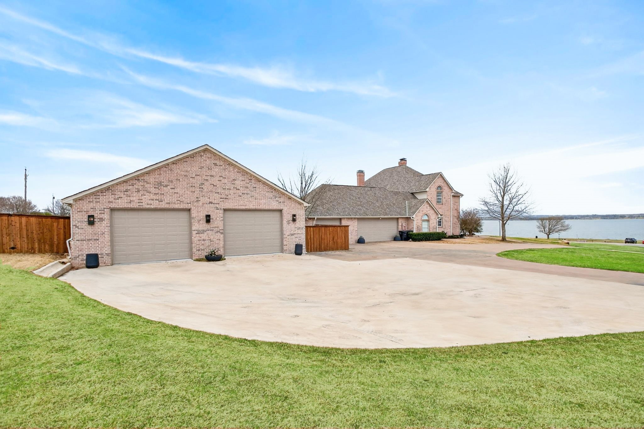 2101 Lakeshore Drive Cleburne TX 76033