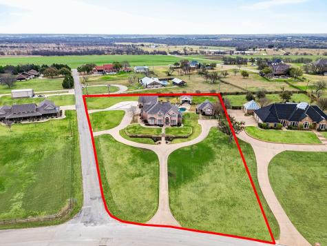 2101 Lakeshore Drive Cleburne TX 76033