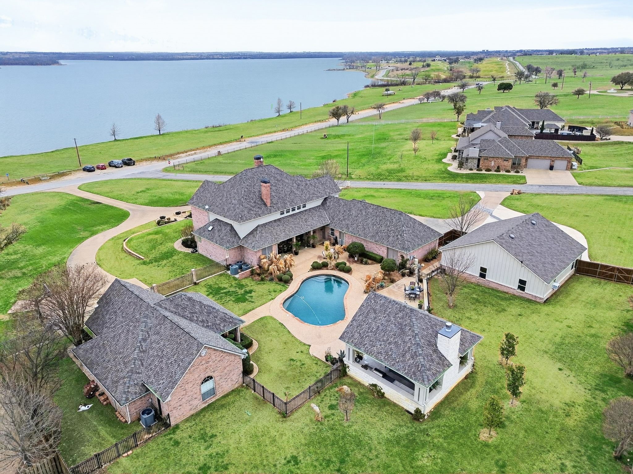 2101 Lakeshore Drive Cleburne TX 76033