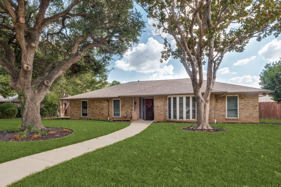1028 Rosewood Desoto TX 75115