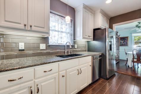 1028 Rosewood Desoto TX 75115
