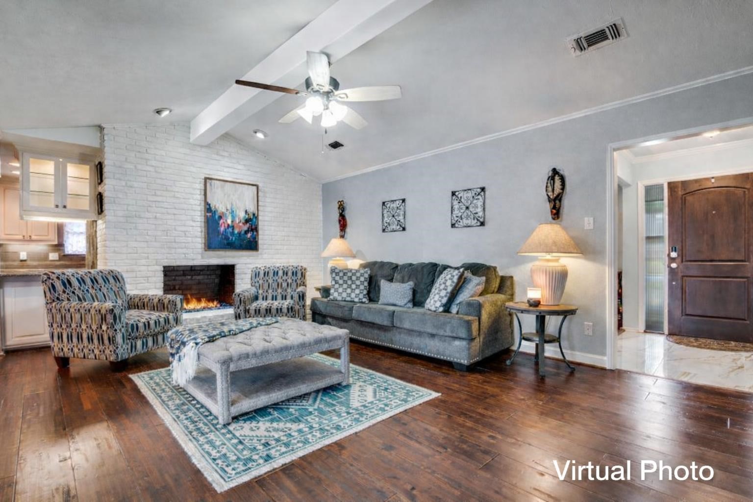 1028 Rosewood Desoto TX 75115