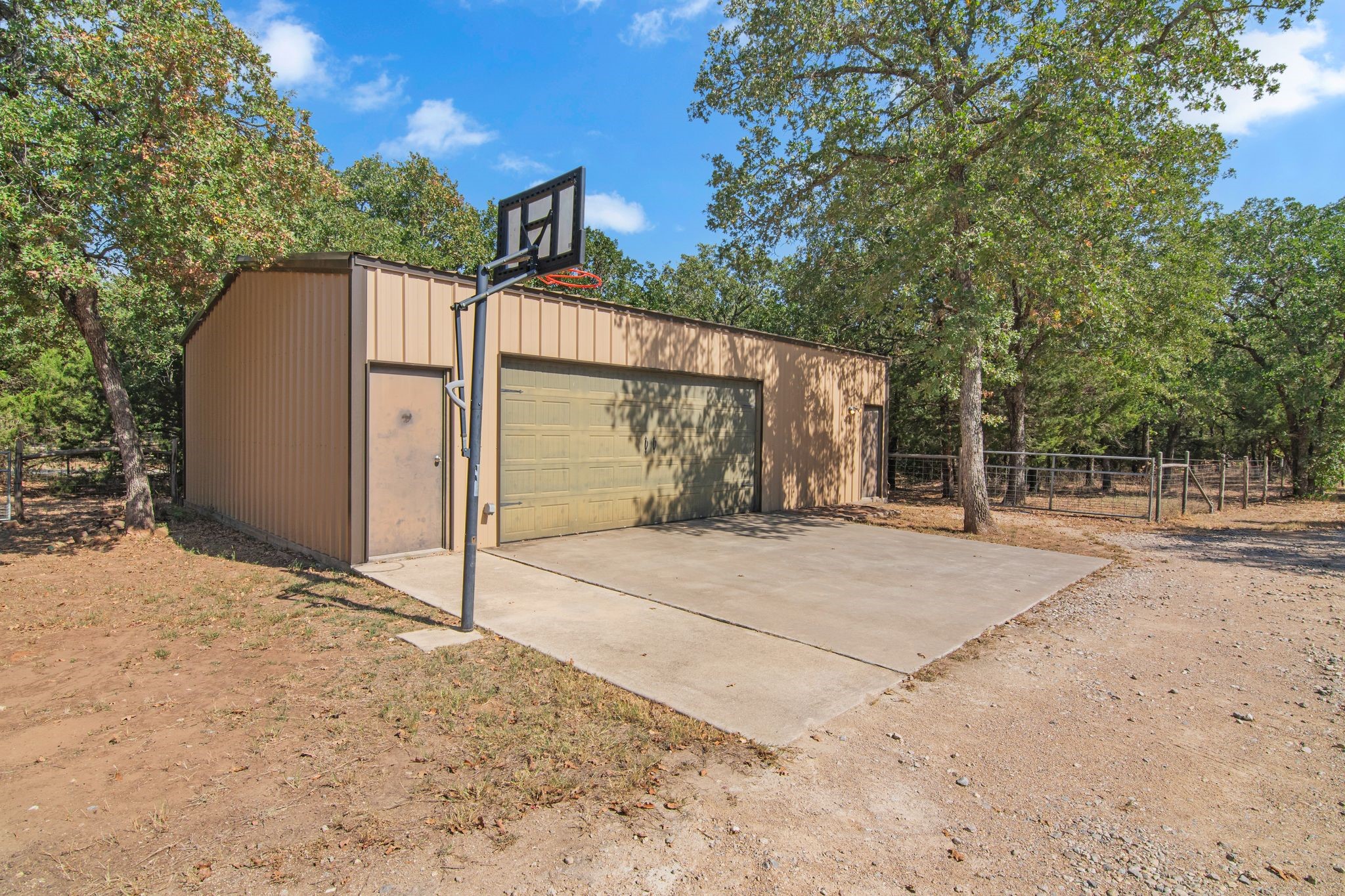 2801 Fm 1816 Bowie TX 76230