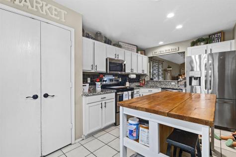 1054 Vaden Avenue Burleson TX 76028