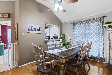 1054 Vaden Avenue Burleson TX 76028