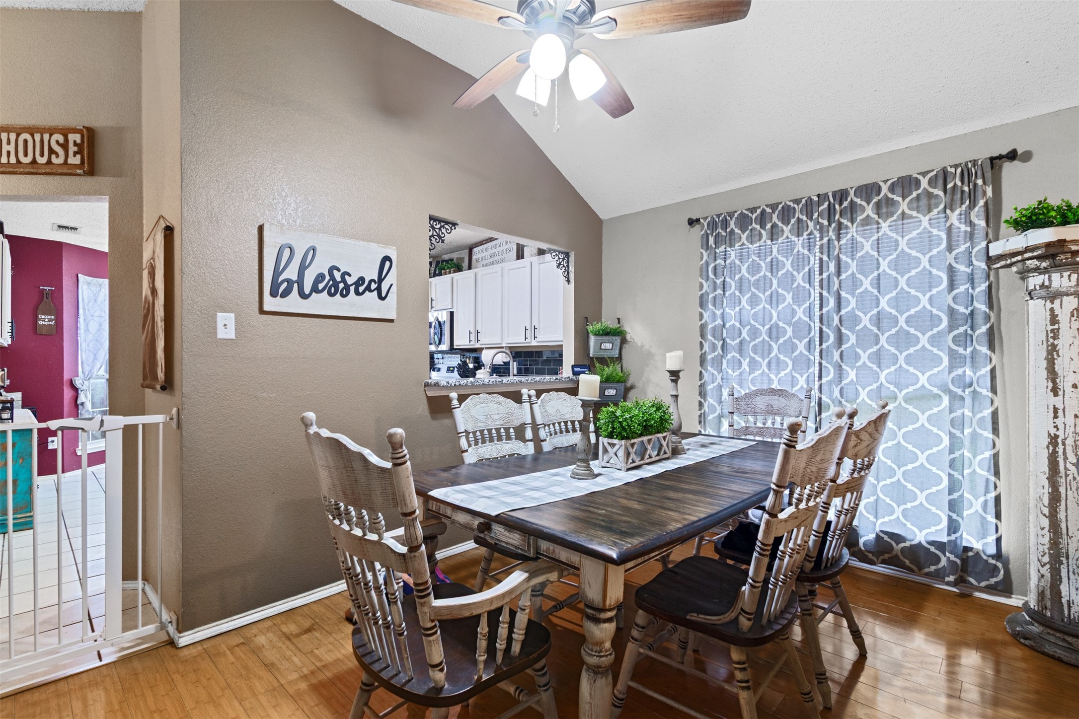 1054 Vaden Avenue Burleson TX 76028