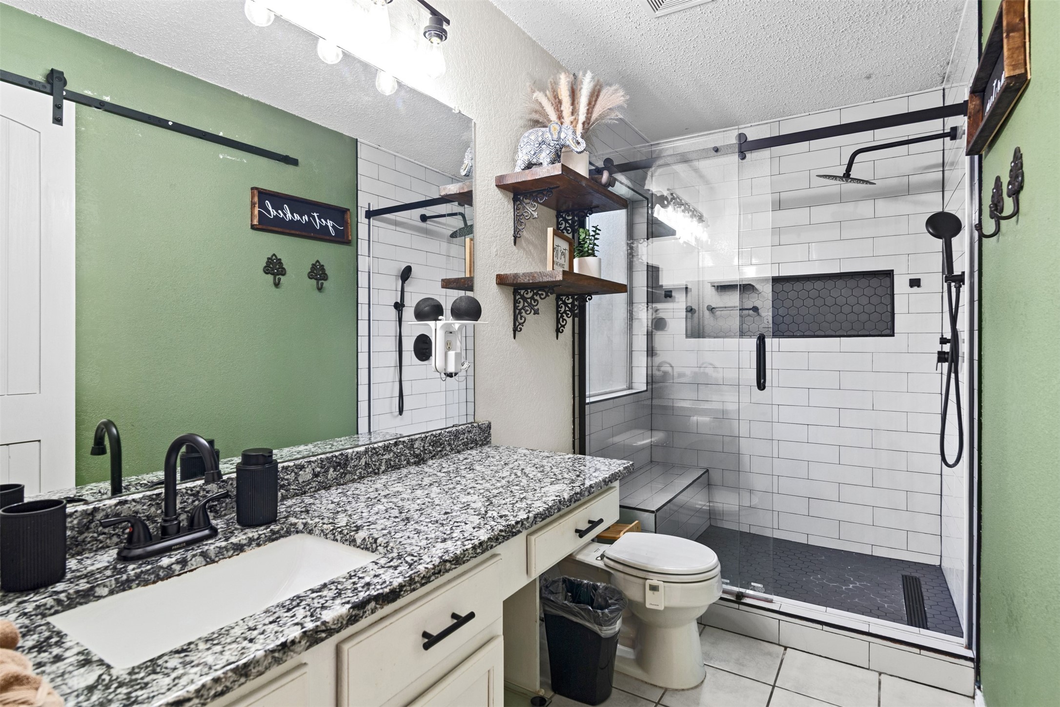 1054 Vaden Avenue Burleson TX 76028