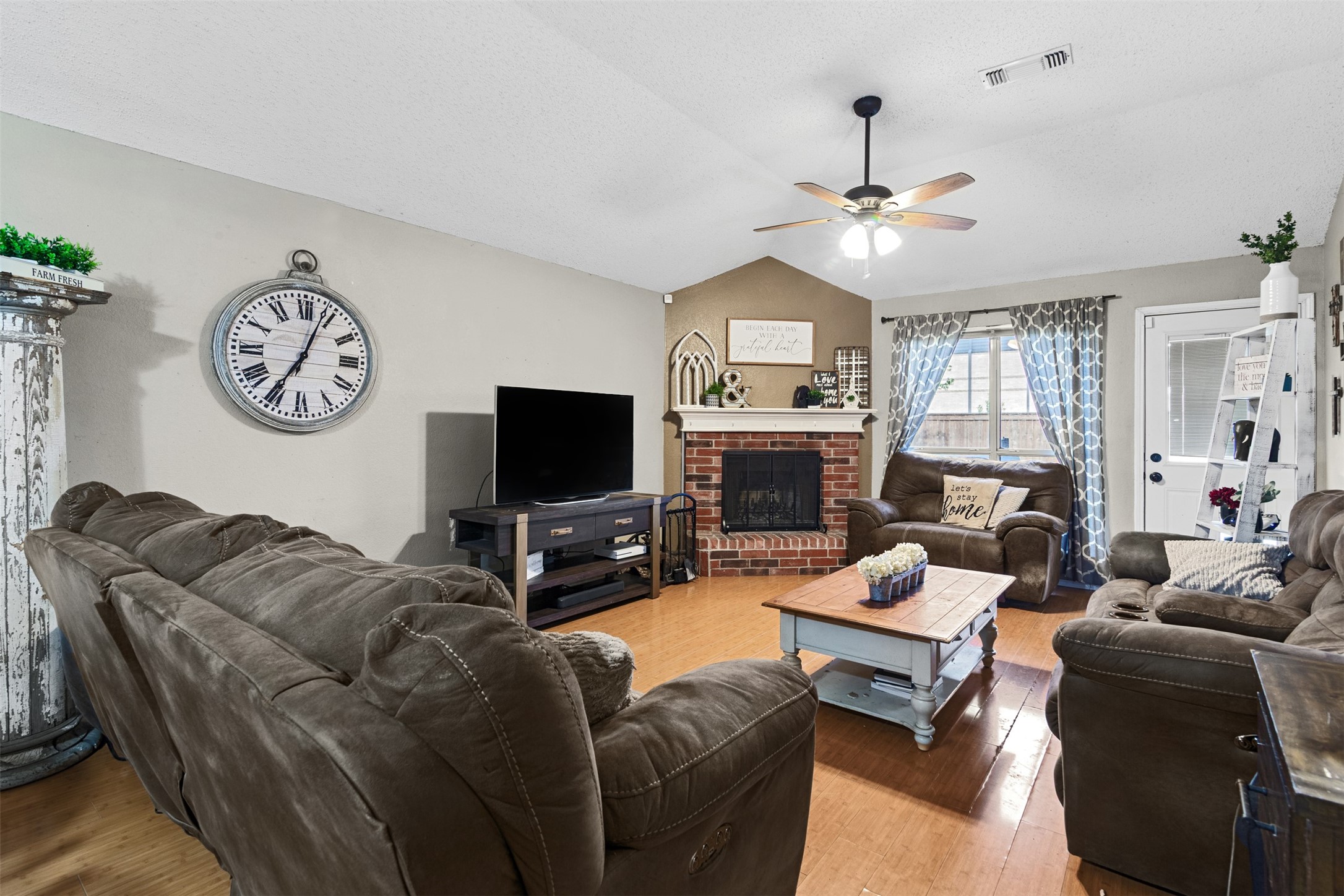 1054 Vaden Avenue Burleson TX 76028