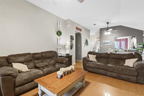 1054 Vaden Avenue Burleson TX 76028