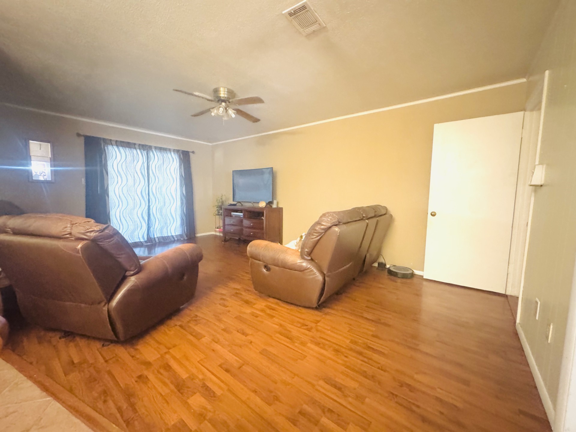 1925 Normandy Drive Irving TX 75060