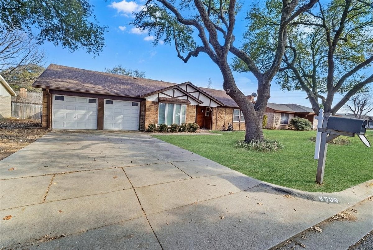 5508 Misty Meadow Drive North Richland Hills TX 76180