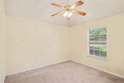 1304 Pheasant Run Crowley TX 76036