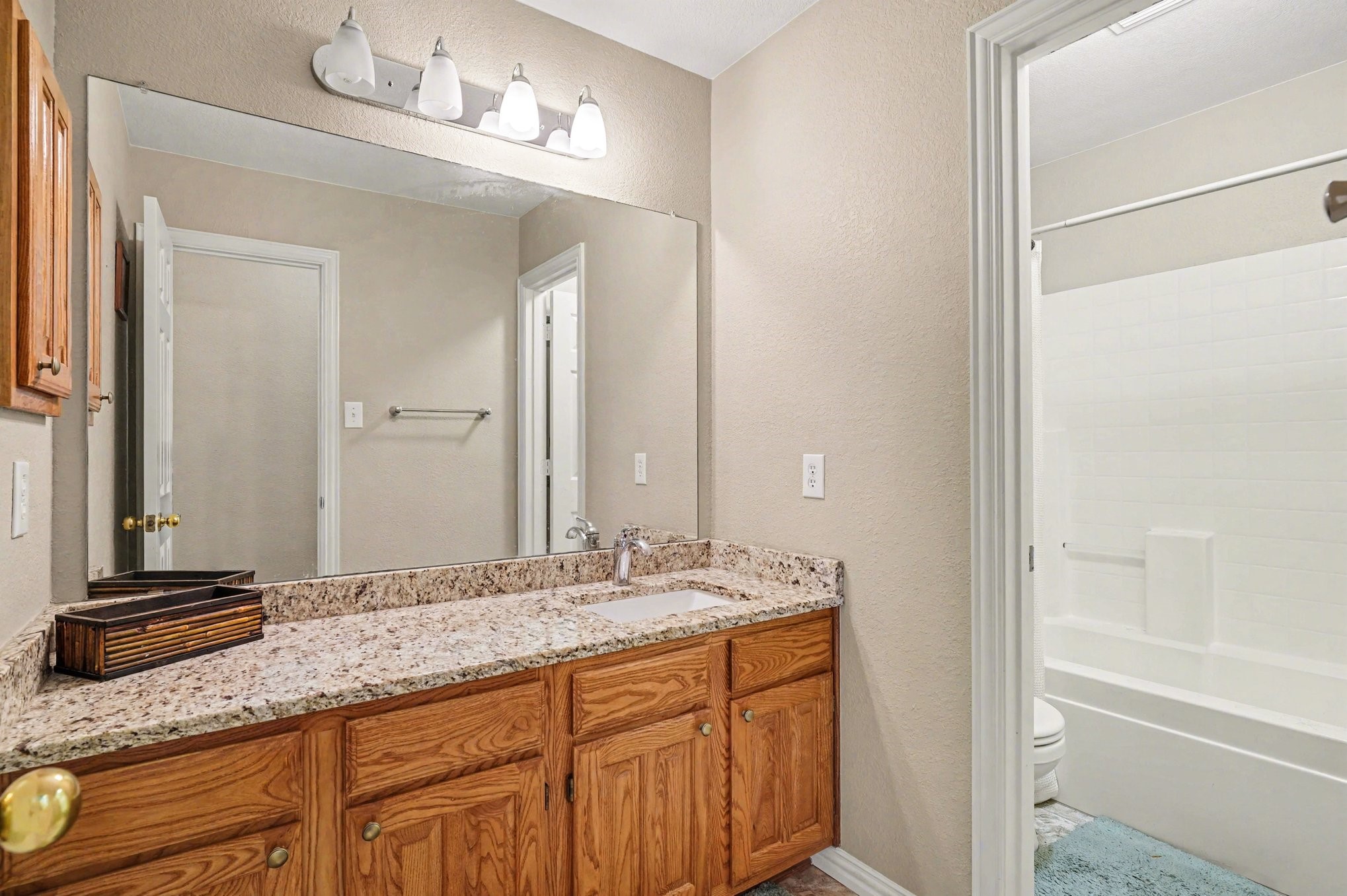 1304 Pheasant Run Crowley TX 76036