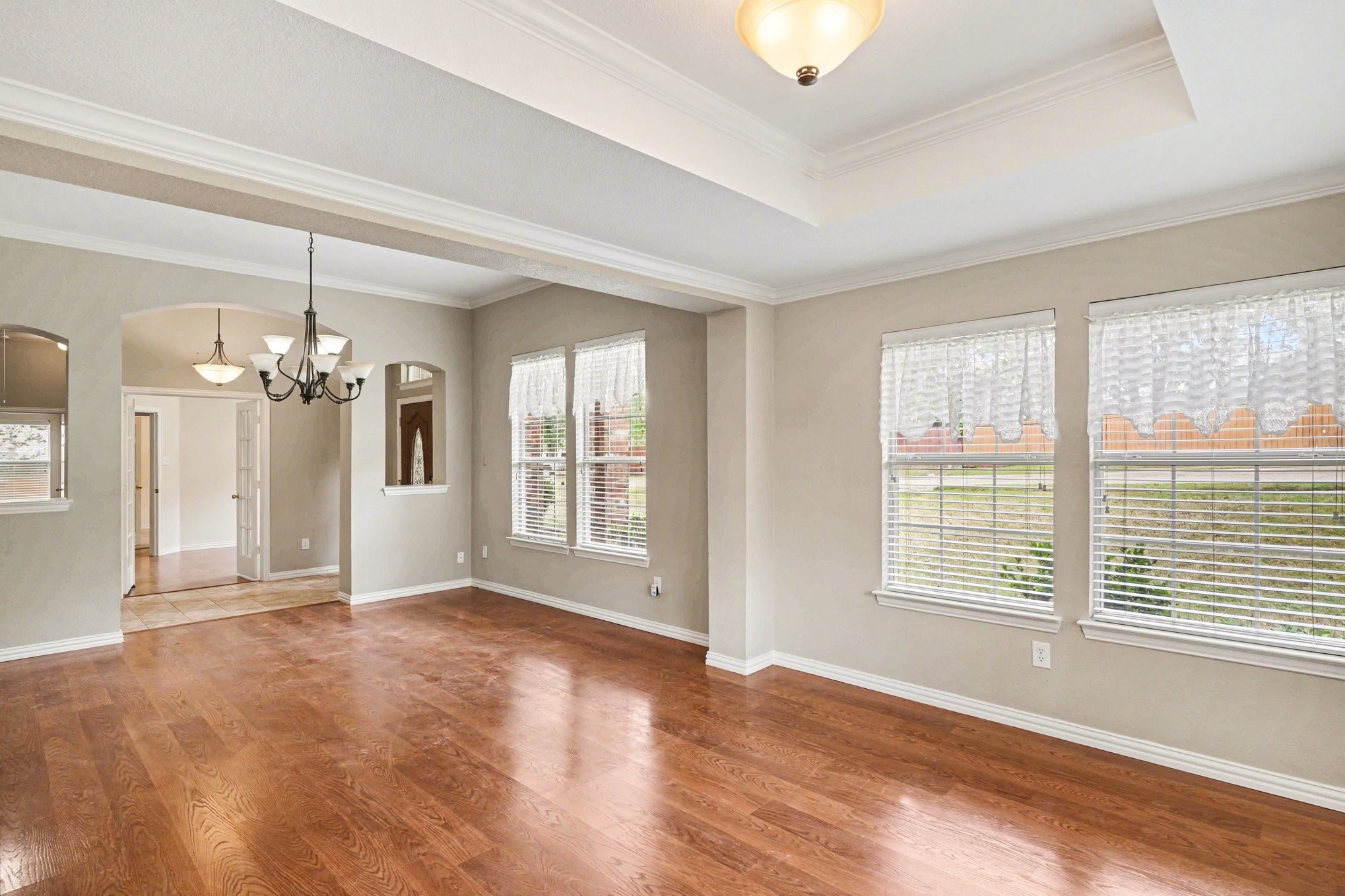 1304 Pheasant Run Crowley TX 76036