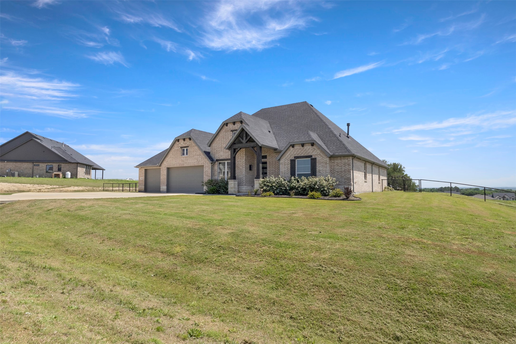 305 Monument Place Reno TX 76020