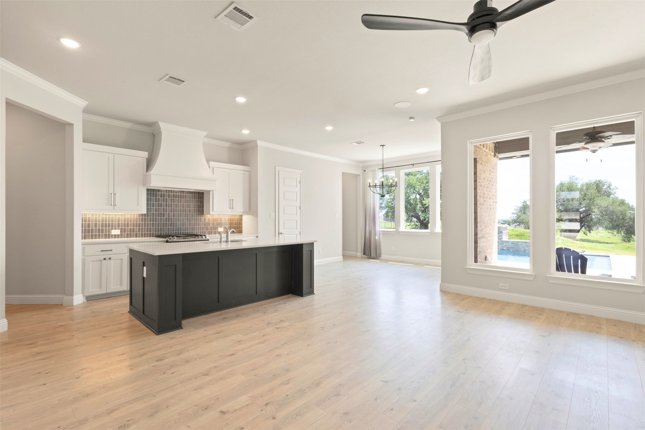 305 Monument Place Reno TX 76020