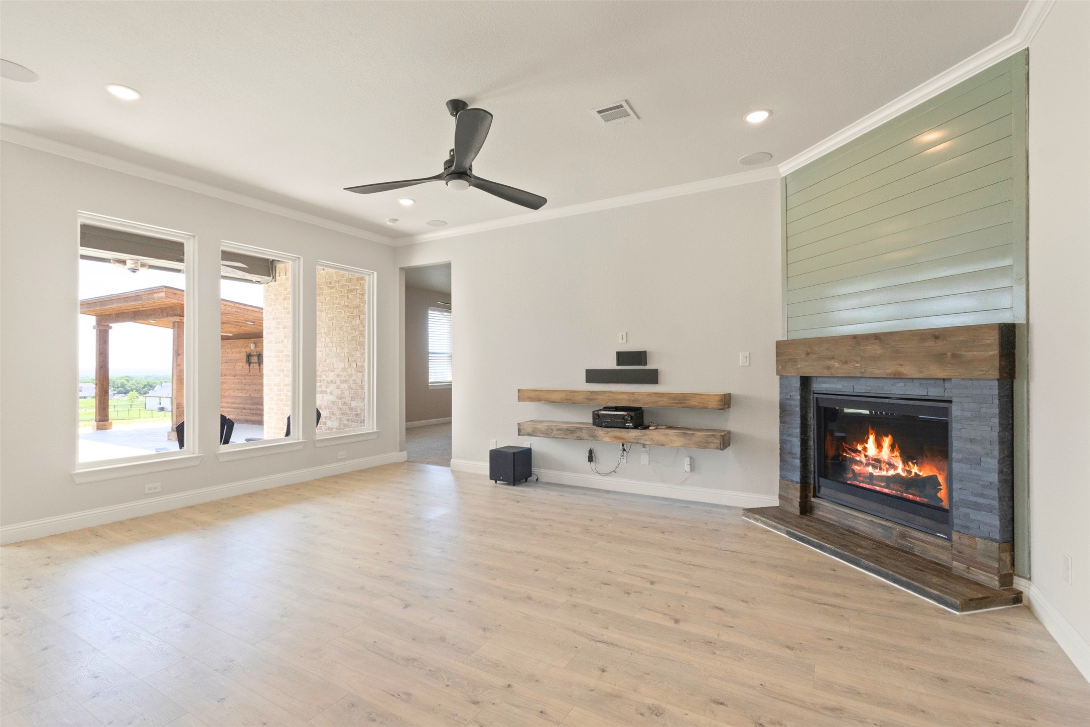 305 Monument Place Reno TX 76020