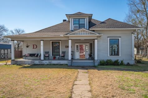 1002 Poplar Street Teague TX 75860