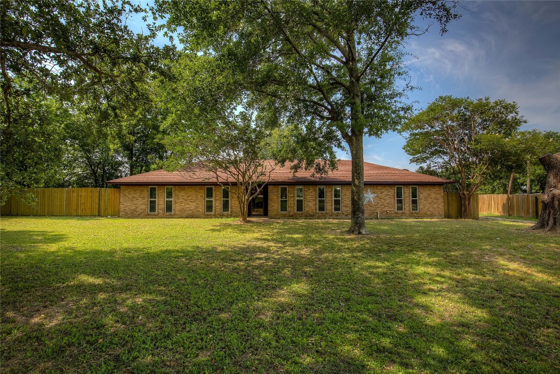 8765 S Fm 148 Scurry TX 75158