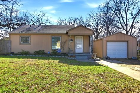 5528 Greenlee Street Fort Worth TX 76112