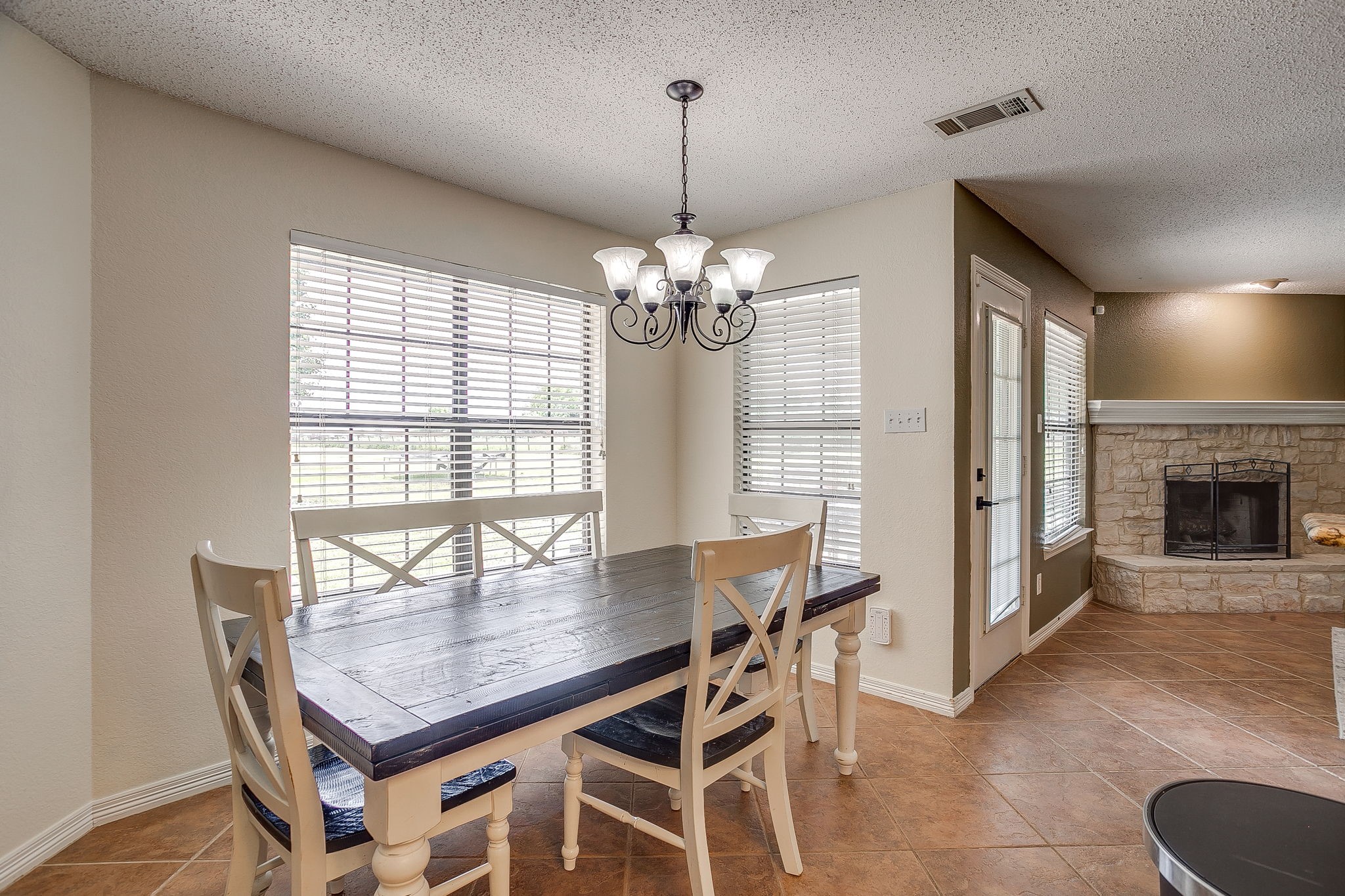 1050 Hampel Road Palmer TX 75152