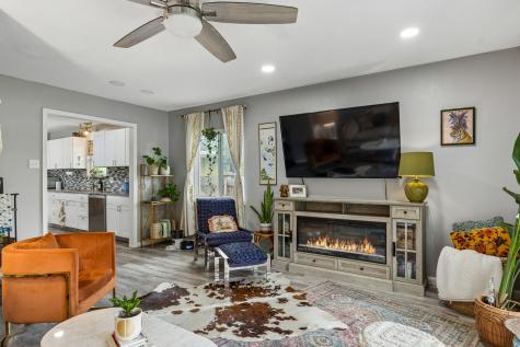 2306 W Five Mile Parkway Dallas TX 75224
