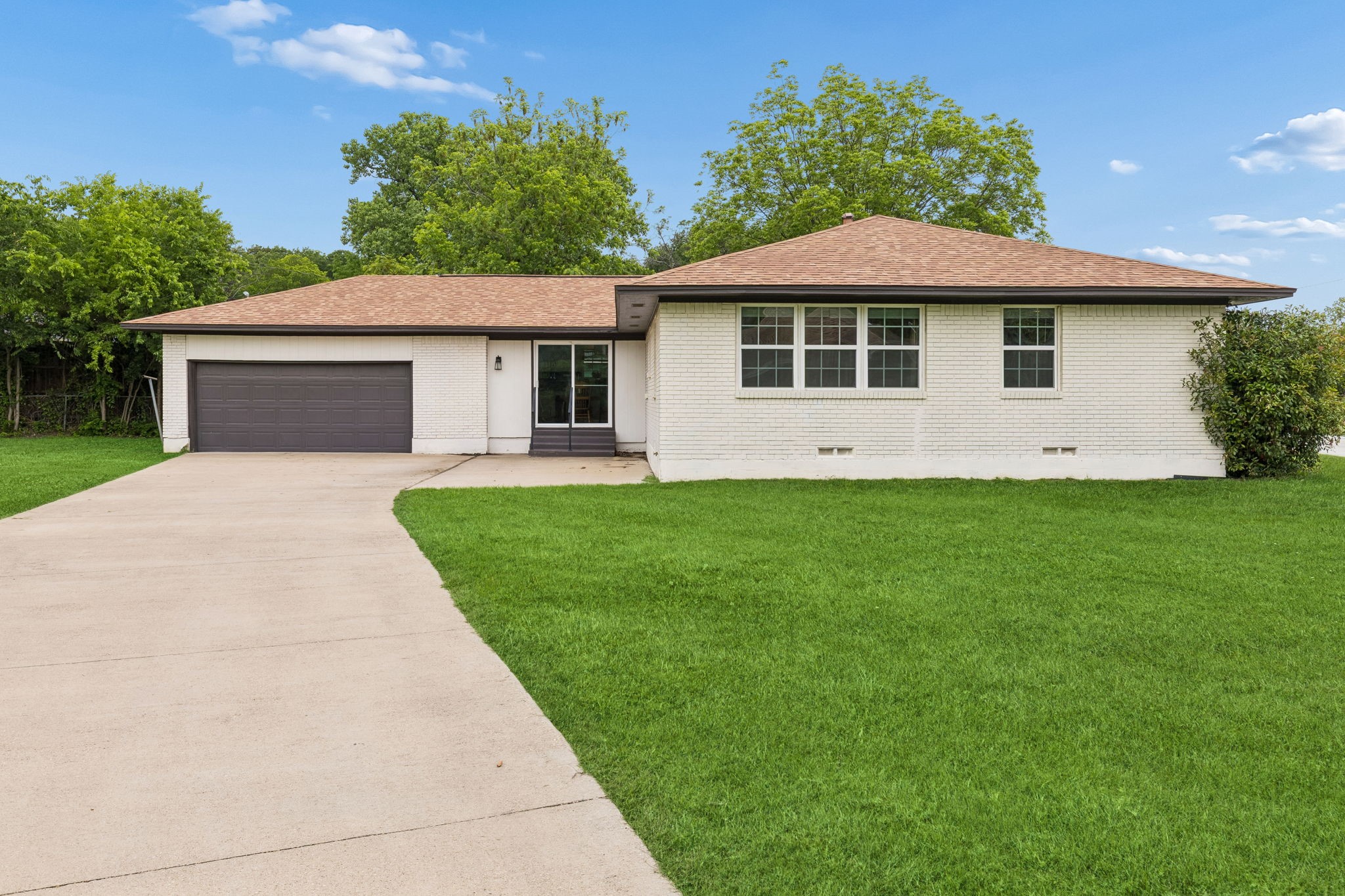 2306 W Five Mile Parkway Dallas TX 75224