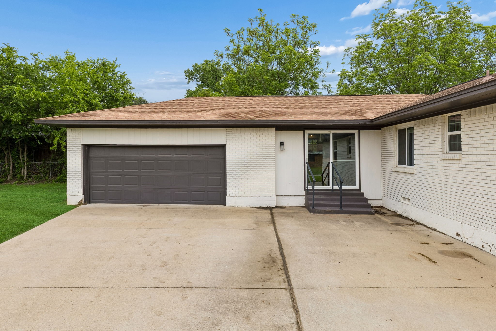 2306 W Five Mile Parkway Dallas TX 75224