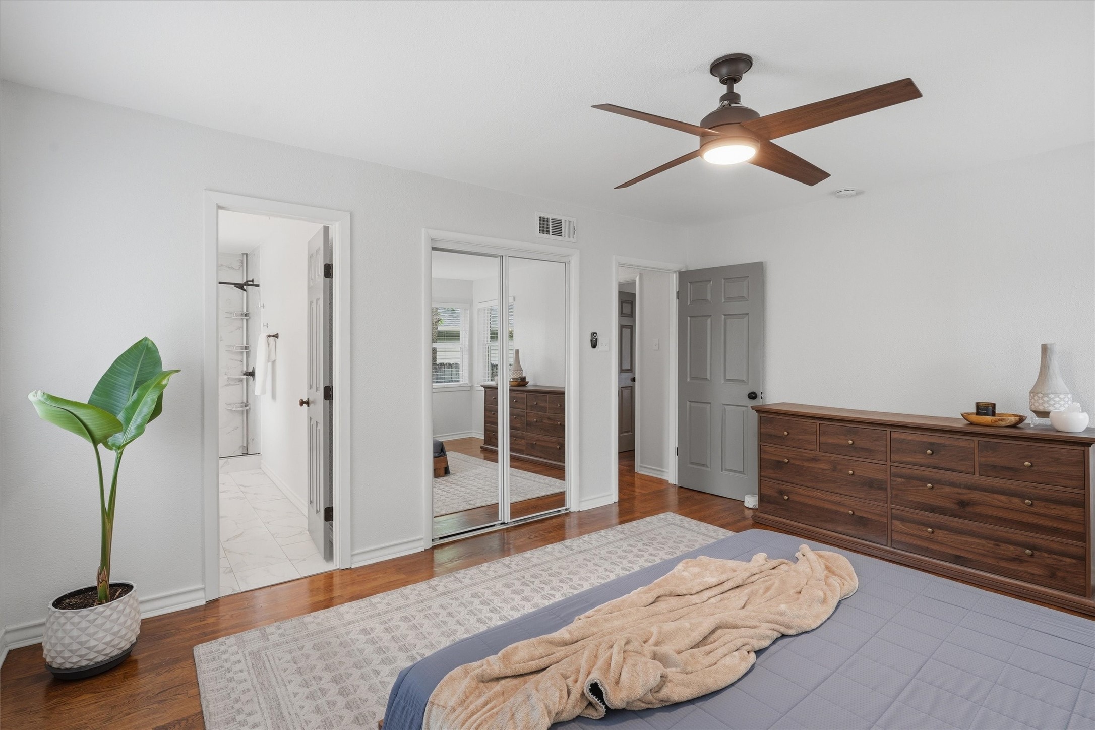 4644 Selkirk Drive Fort Worth TX 76109