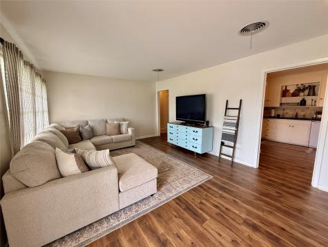 1346 Hillcrest Drive Graham TX 76450