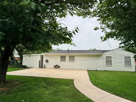 1346 Hillcrest Drive Graham TX 76450