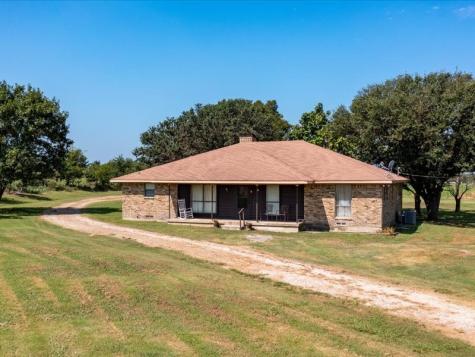 1224 Oil Field Road Ennis TX 75119
