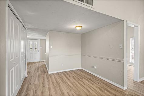 513 Beechwood Drive Grand Prairie TX 75052