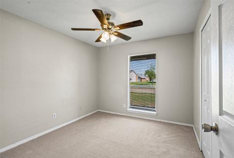 513 Beechwood Drive Grand Prairie TX 75052